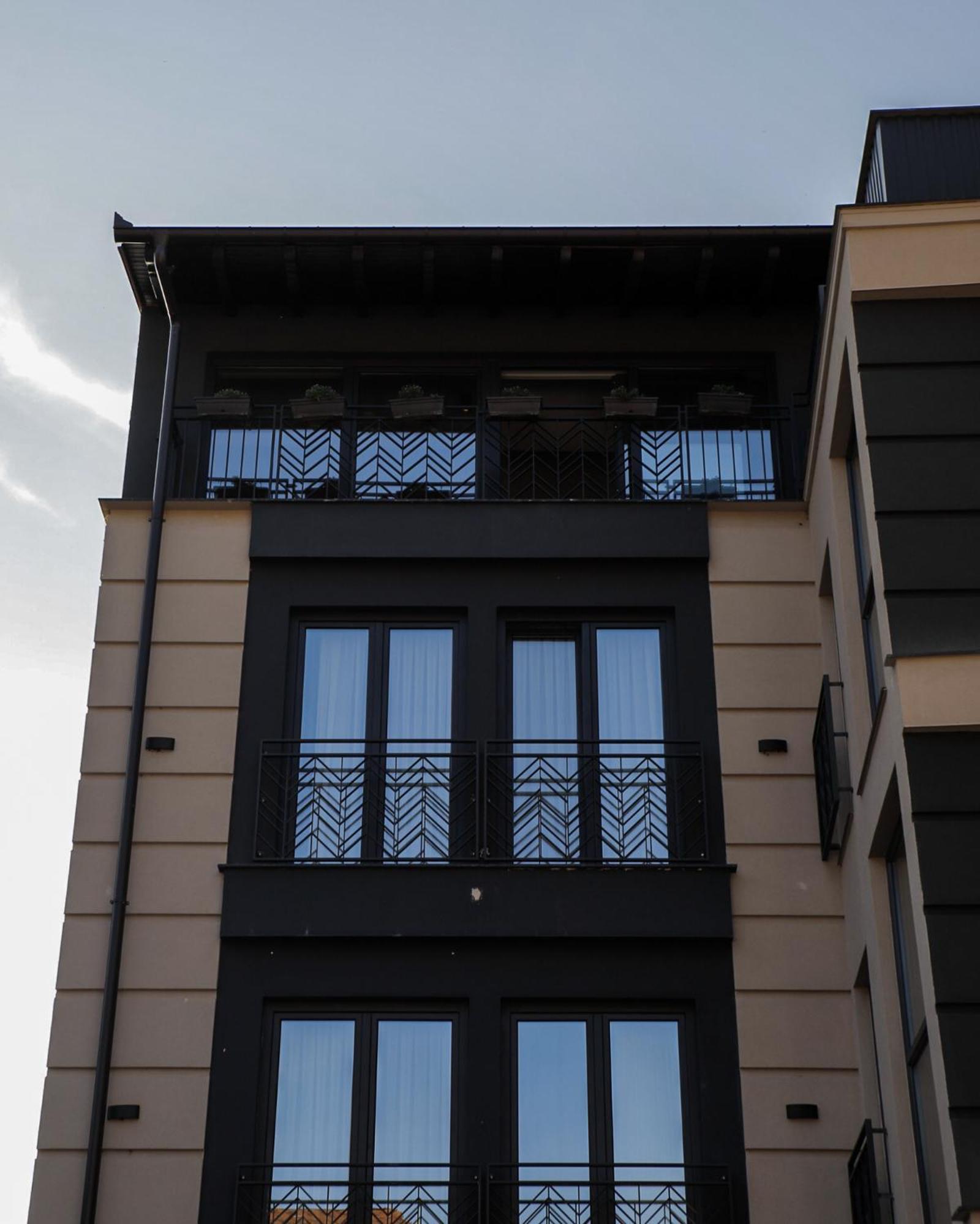Triumf Hotel Prizren Exterior photo