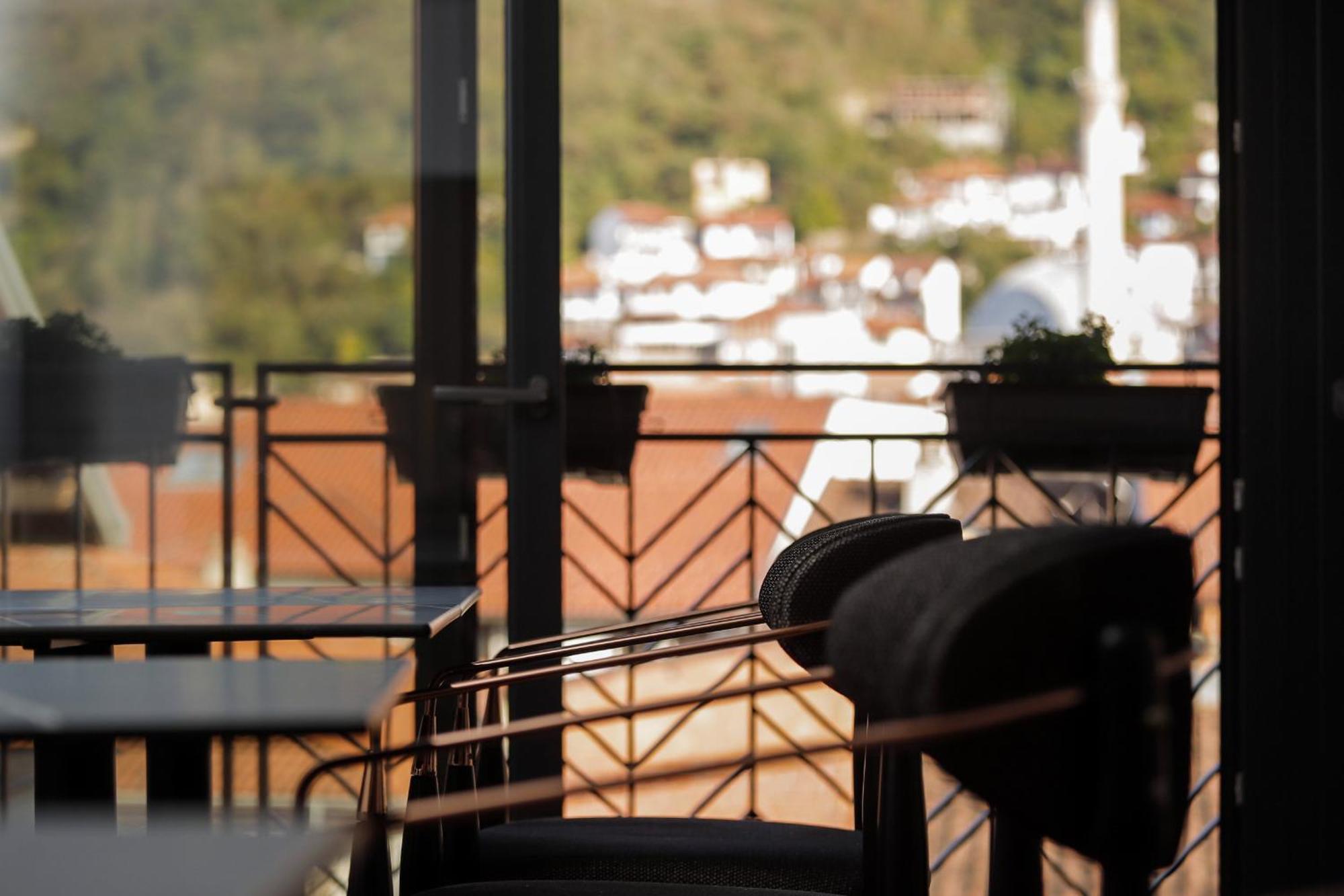 Triumf Hotel Prizren Exterior photo